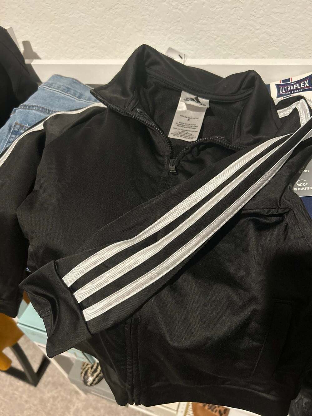 Jacket - Picture 3 of 3